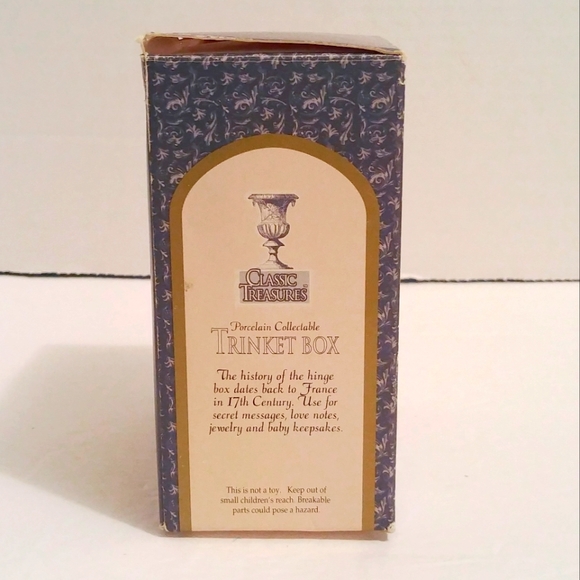 Santa and Bear Porcelain Hinged Trinket Box NIB - Picture 6 of 9